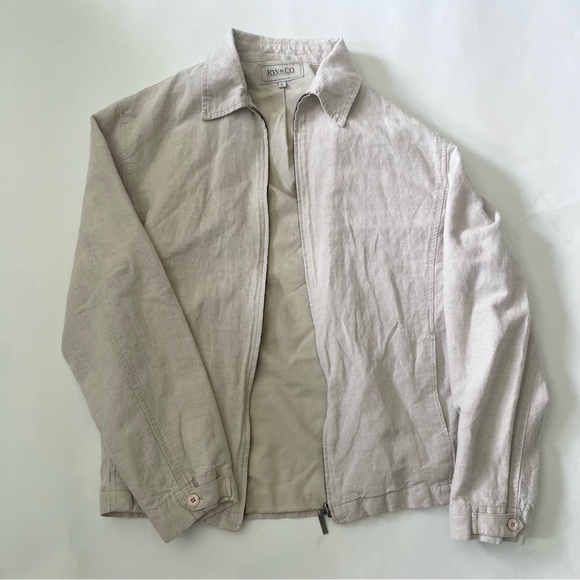 RW&CO everyday jacket. In a light grey/ white colour - Picture 3 of 6